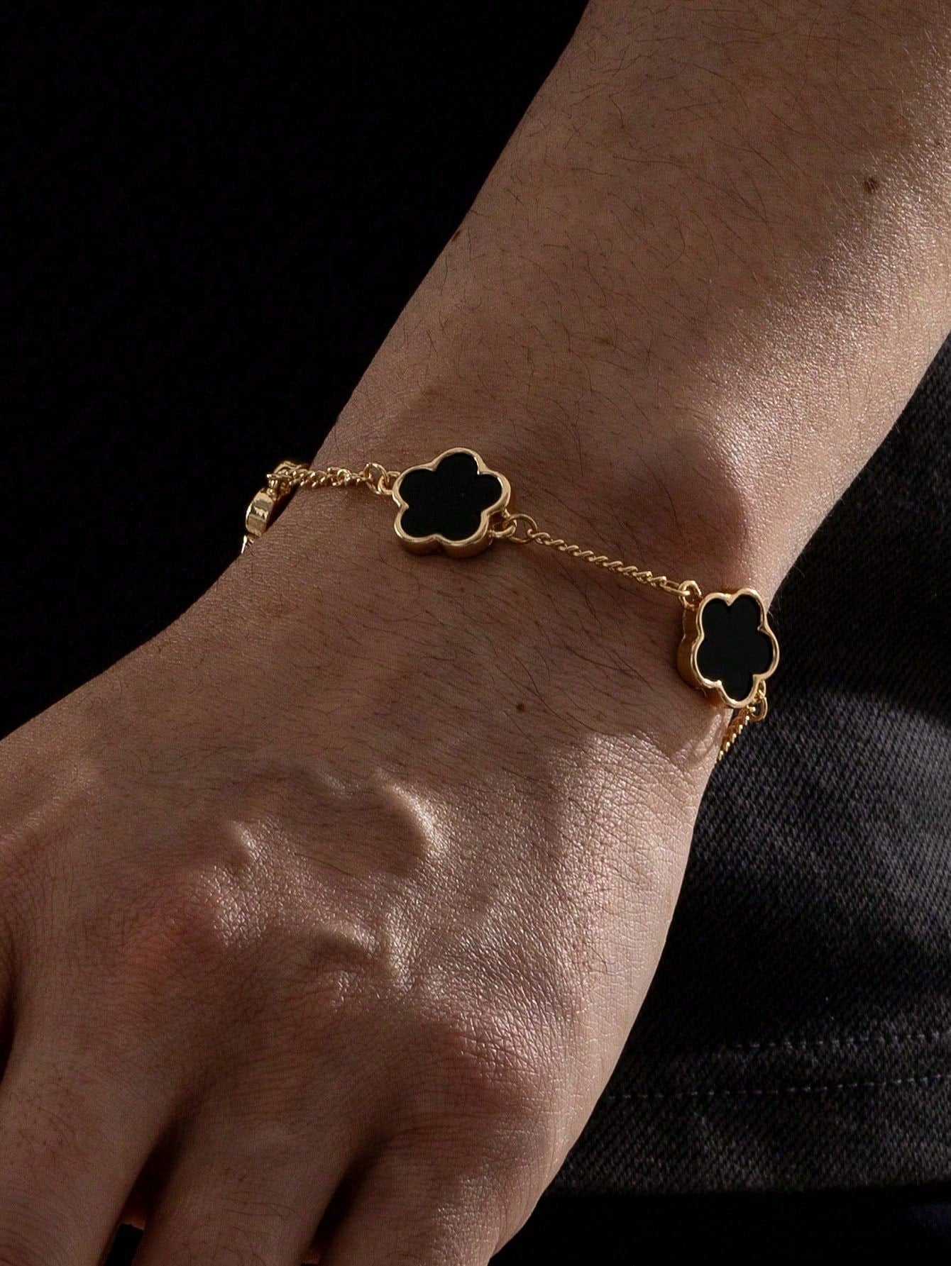 1Pc  Bracelet Lucky 5-Leaf Clover 